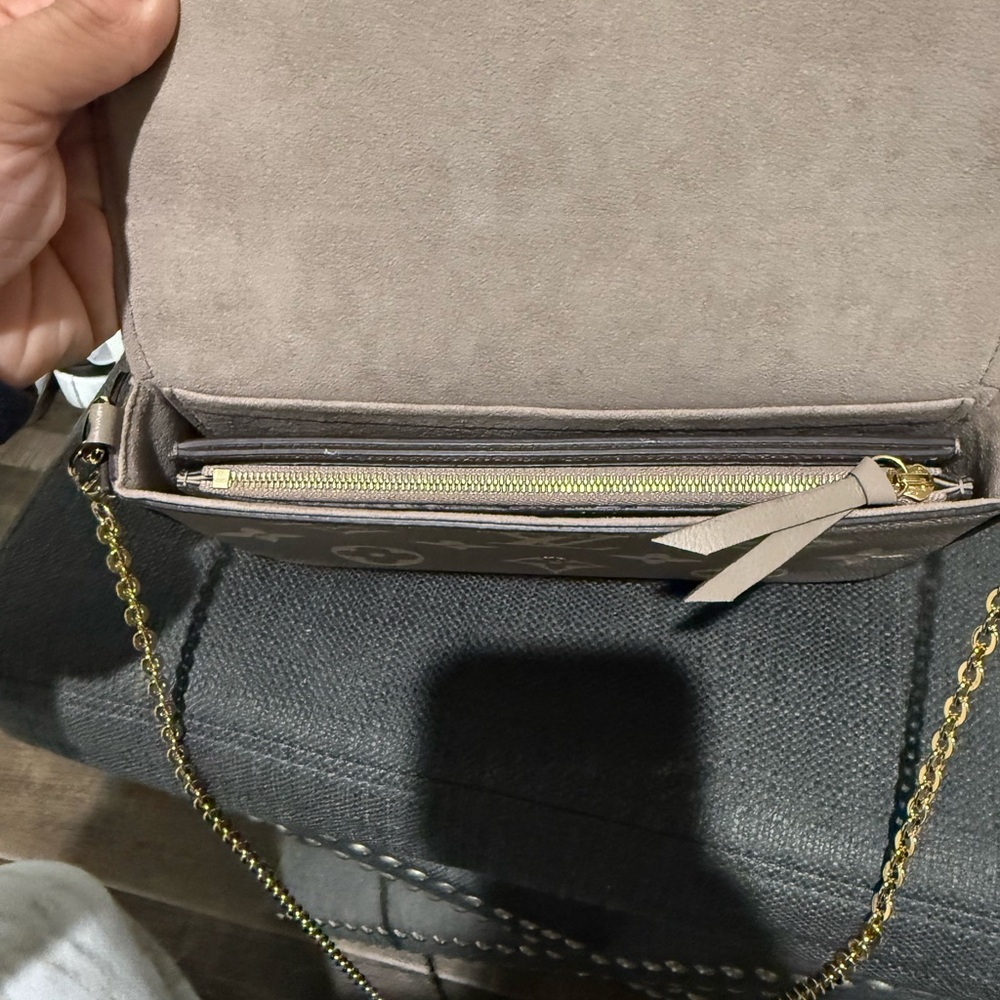 LV Pochette Félicie - Picture 12 of 12
